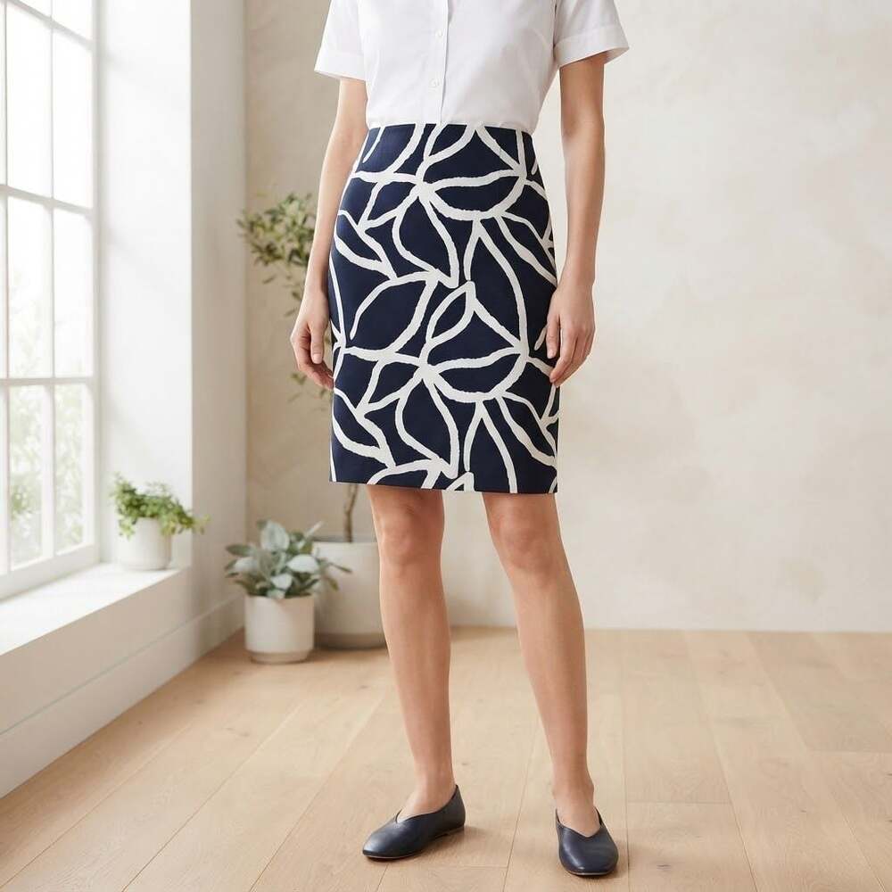 Ann Taylor Factory Blue and White Abstract Floral Print Pencil Skirt Size 14